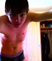 Twinks 480 5aac34ca4c62c.jpg