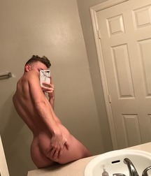 Attractive bottoms of boys 148 5aac41e1db6c1.jpg