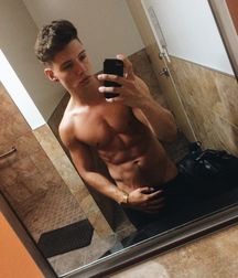 twinks 490 5ab944d9028f1.jpg