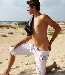 twinks 493 5acf663b7db48.jpg