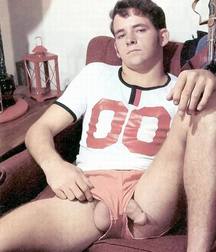 twinks 495 5acf6d049a8a4.jpg