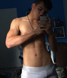 twinks 500 5ad06b8d8ad6a.jpg