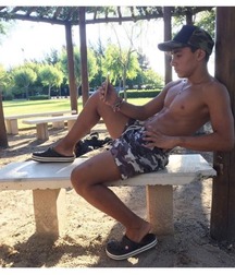 twinks 500 5ad06be8d11e1.jpg