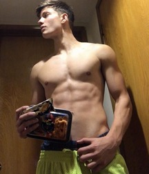 twinks 500 5ad06c7a32c4d.jpg