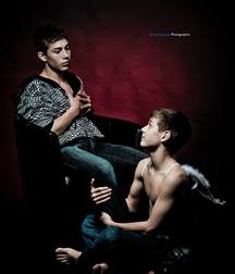 twinks 505 5ad50fb01f826.jpg