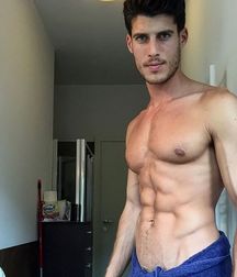 Beautiful and sexy boys 208 5adef6f7a8183.jpg