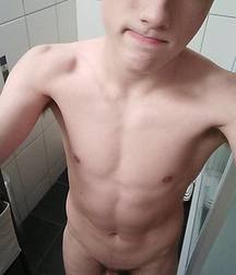 twinks 508 5adf0a5e8df20.jpg