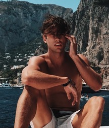 Beautiful and sexy boys 212 5ae441300d47e.jpg