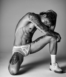 Beautiful and sexy boys 212 5ae441959c59e.jpg