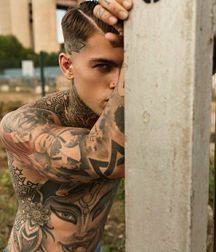 Beautiful and sexy boys 212 5ae441bb8dde8.jpg