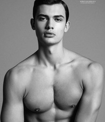 Beautiful and sexy boys 214 5ae44635f2851.jpg