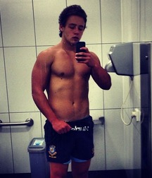 Twinks 520 5af6dad9438c0.jpg