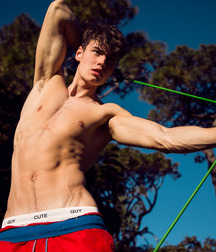 Twinks 528 5b08627beea7c.jpg