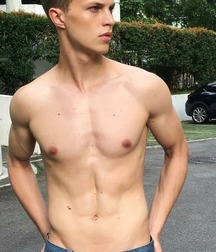 Twinks 530 5b0868b925971.jpg