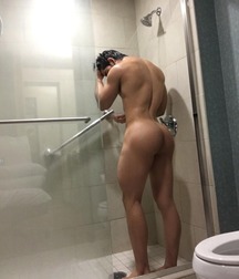 Attractive bottoms of boys 154 5b0d4ed18ebad.jpg