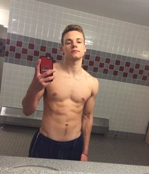 Twinks 540 5b111fe918e7a.jpg