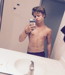 Twinks 545 5b1278443f277.jpg