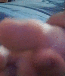 Boys's feet 110 5b16a945943ed.gif