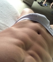 Twinks 549 5b1abf97a007f.jpg
