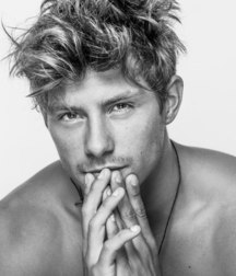 Beatiful and sexy boys 222 5b1fa04a911bb.jpg