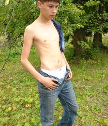 Kostja - Yes, he is 18 years old! - part 1 5783483712f41.jpg