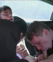 Cars and Blowjobs 583b1dd622609.jpg