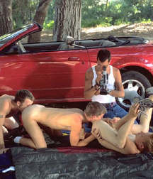 Cars and Blowjobs 583b1dd8d88e8.jpg