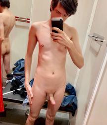 Maxwell 5c642f2ac8708.jpg