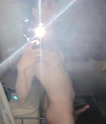 Maxwell 5c642f964148a.jpg