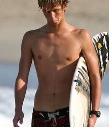 Summer Boys 5731964d52e02.jpg