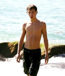 Summer Boys 573196fbdf026.jpg