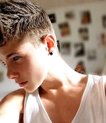 Hot boys 56d4bb4243ab8.jpg