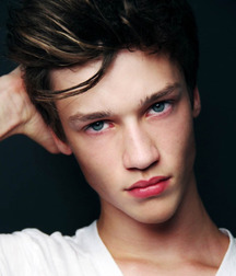 Hot boys 56d4bb4780df2.jpg