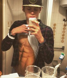 Super Hot boys and bodys Extra Length 5a0a7dfc8e69b.jpg