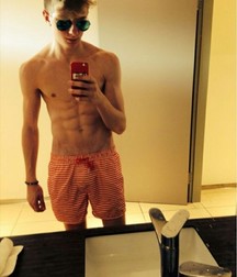 Super Hot boys and bodys Extra Length 5a0a7eba25641.jpg