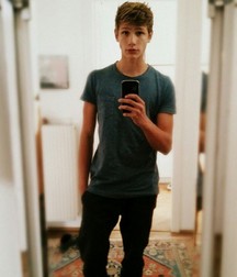 Super Hot boys and bodys Extra Length 5a0a7f30c89b4.jpg