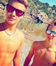 AUSTRIAN Hotties Vol. 2 5a547bb7f2c84.jpg