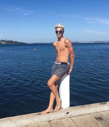 Hotties in Summer 5e44325e6bba1.jpg