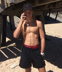 Hotties in Summer 5e4432818ebef.jpg