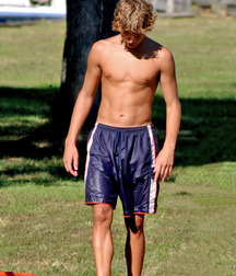 Hotties in Summer 5e443298cc54b.jpg