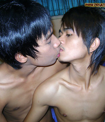 Aye and Jae full 591f5f6b9b4fe.jpg