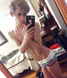 Hot Speedos 3 5a8f42e4188fd.jpg