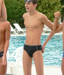 Hot Speedos 4 5a93392a71b2e.jpg