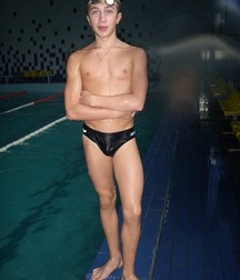 Hot Speedos 5 5afde29bc75dc.jpg