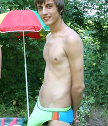 Jungs 2064 5bbe7e12b6476.jpg