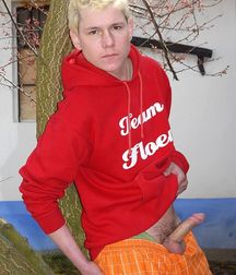 Blond Boys 72 5be614e7bd502.jpg