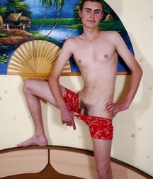 Boyz 3033 5c12e7e6dd781.jpg