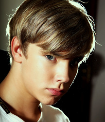Only Boys Mi 0330 5c87eceb4ca04.jpg