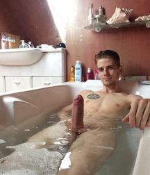 Cocks 4169 5d002bf0e4cd3.jpg