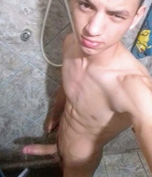 Big Dicks 679 5d9fa8b797d25.jpg